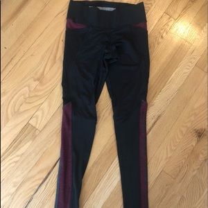 Victoria’s Secret PINK leggings